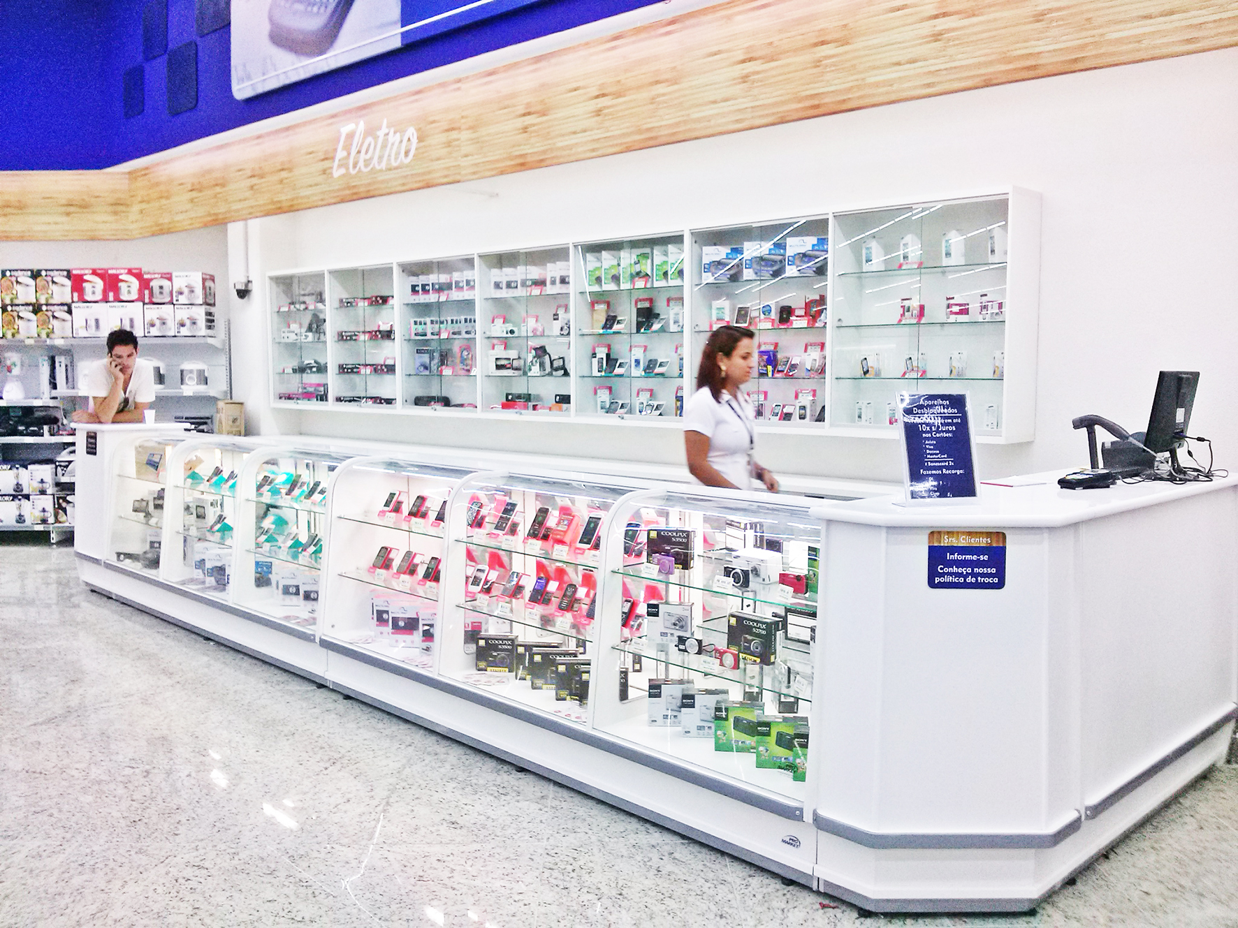 EXTRABOM – vitrine_balcão de apoio