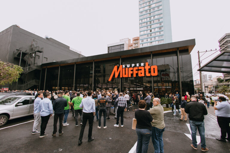 Super Muffato inaugura nova loja 24h em Curitiba (PR)