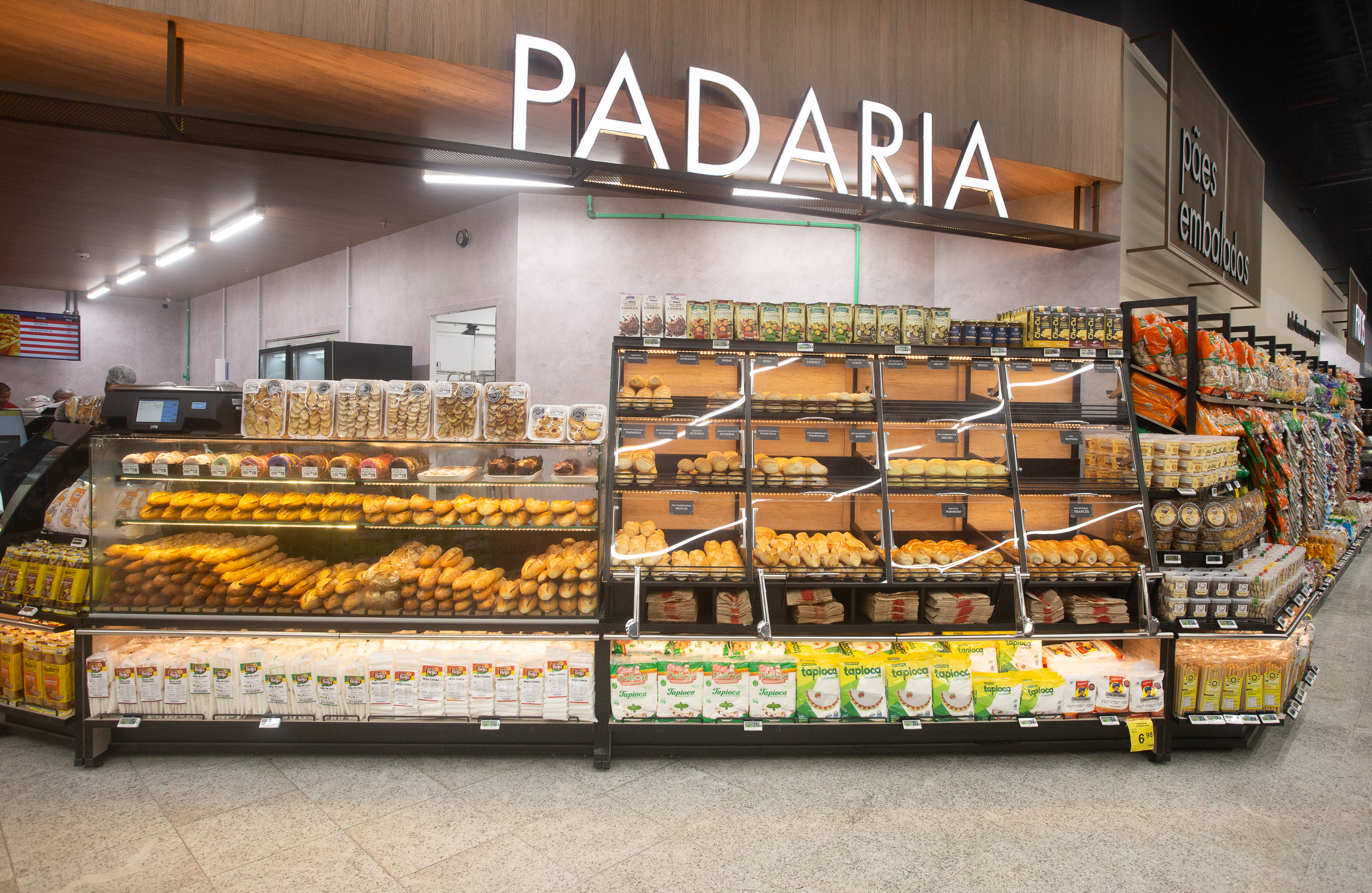 REDE MIX Vitrine pães_autosserviço pães_canto apoio (91)